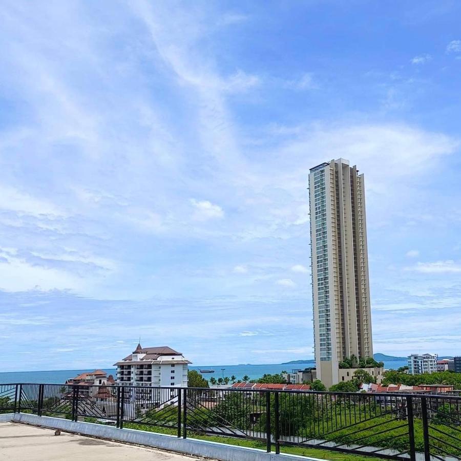 Trio Gems Condo, Pattaya Thailand Pantai Jomtien Bagian luar foto