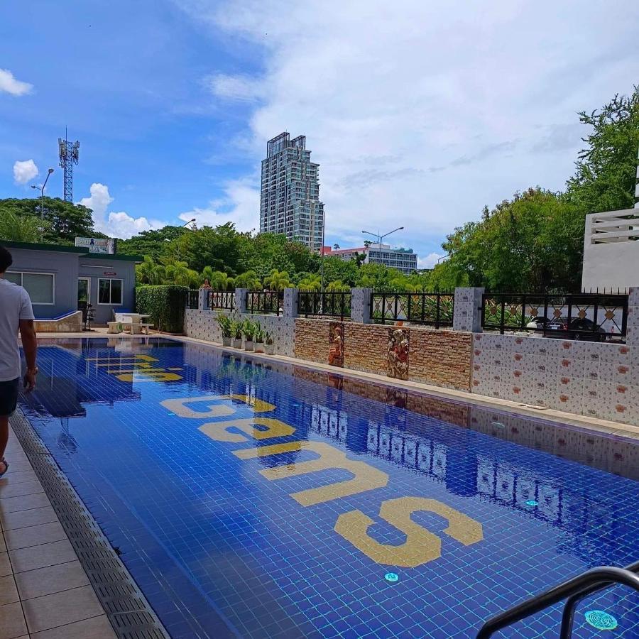 Trio Gems Condo, Pattaya Thailand Pantai Jomtien Bagian luar foto
